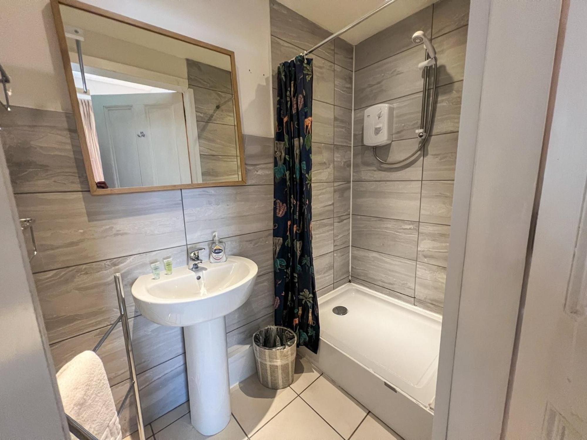 Garnethill Charm 3 Bed Flat * Глазго